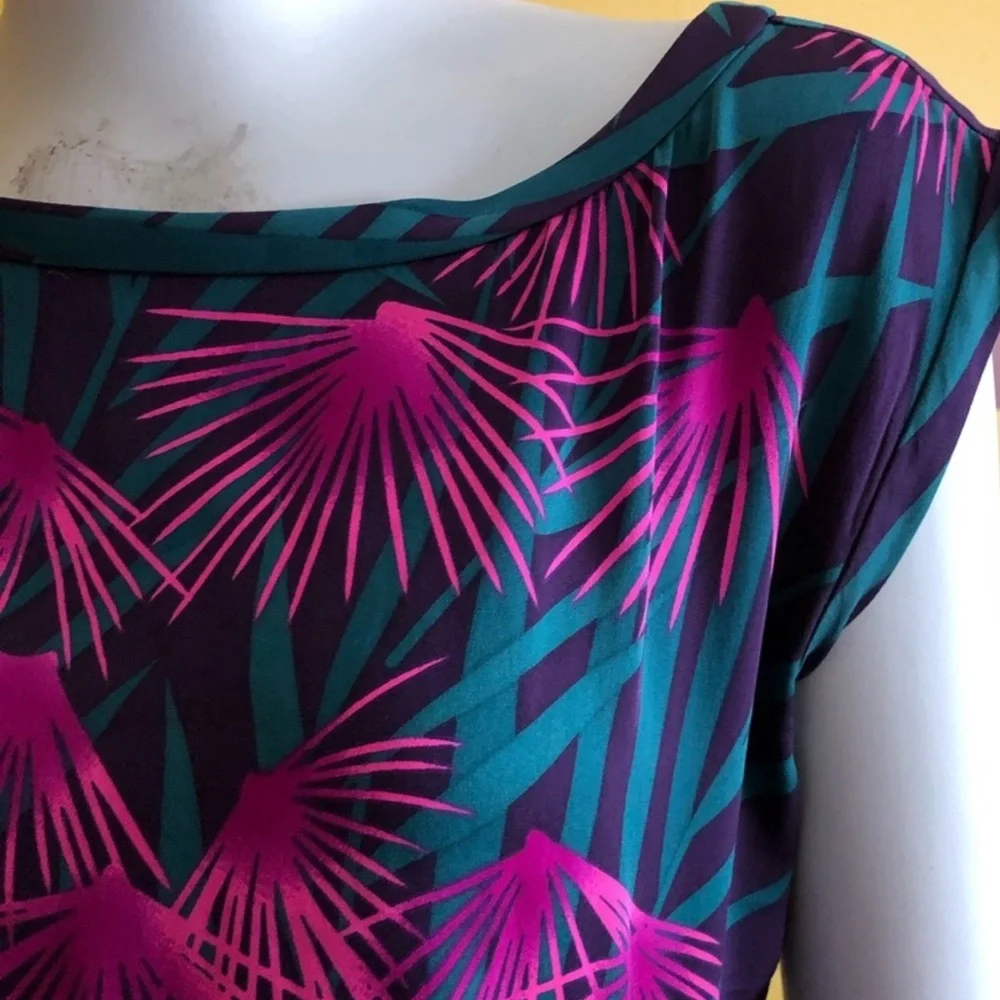 Stunning Diane Von Furstenberg Top Blouse - Picture 5 of 7